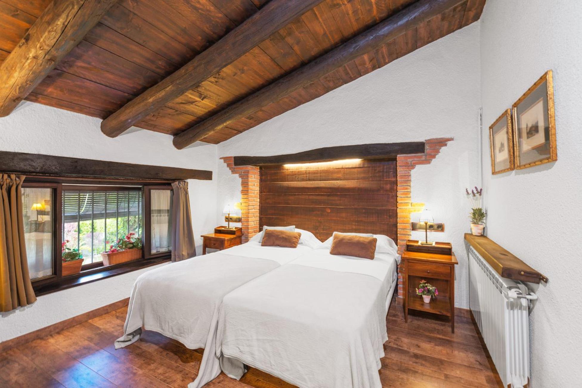 San Quintín de Mediona Comarquinal Bioresort Penedes מראה חיצוני תמונה